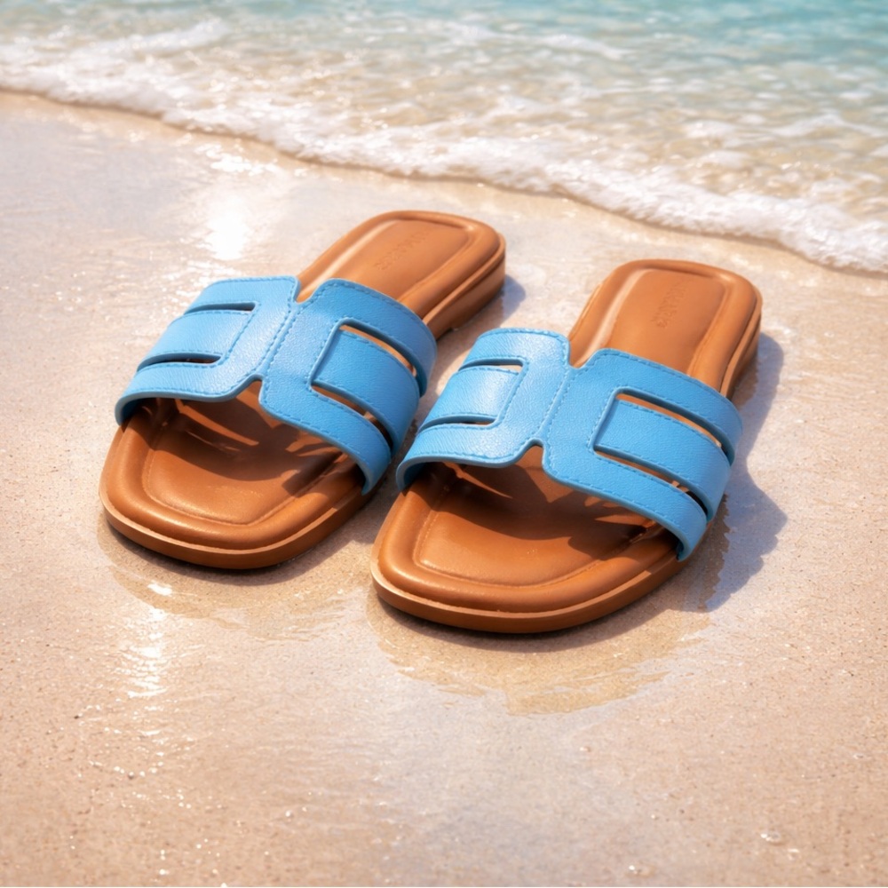 EUC Primark women’s slip on sandals in a gorgeous color!  These are Sz 8 in US